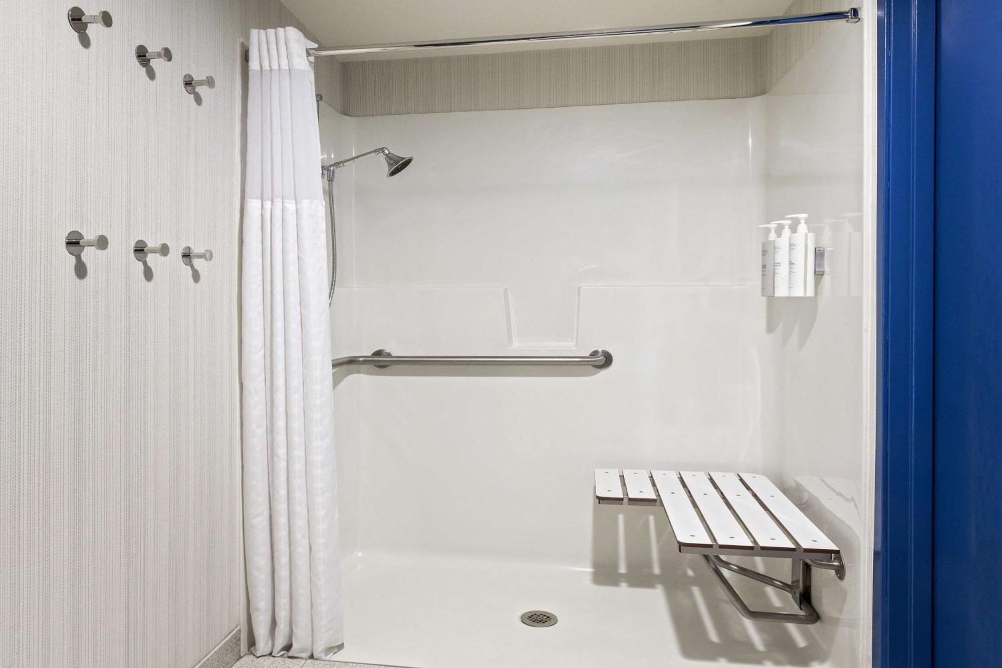 Hotel Spark By Hilton International Airport DEN
