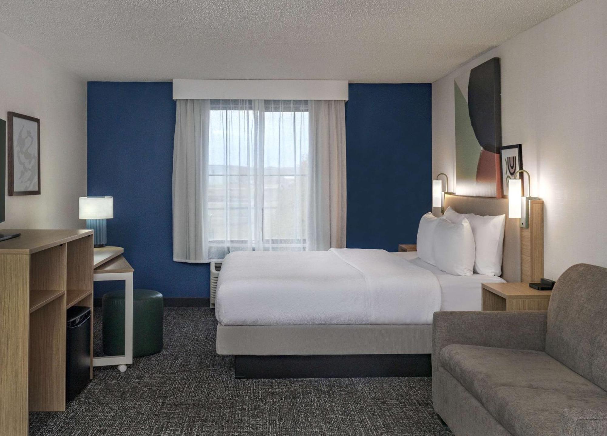 Spark By Hilton International Airport Hotel DEN
