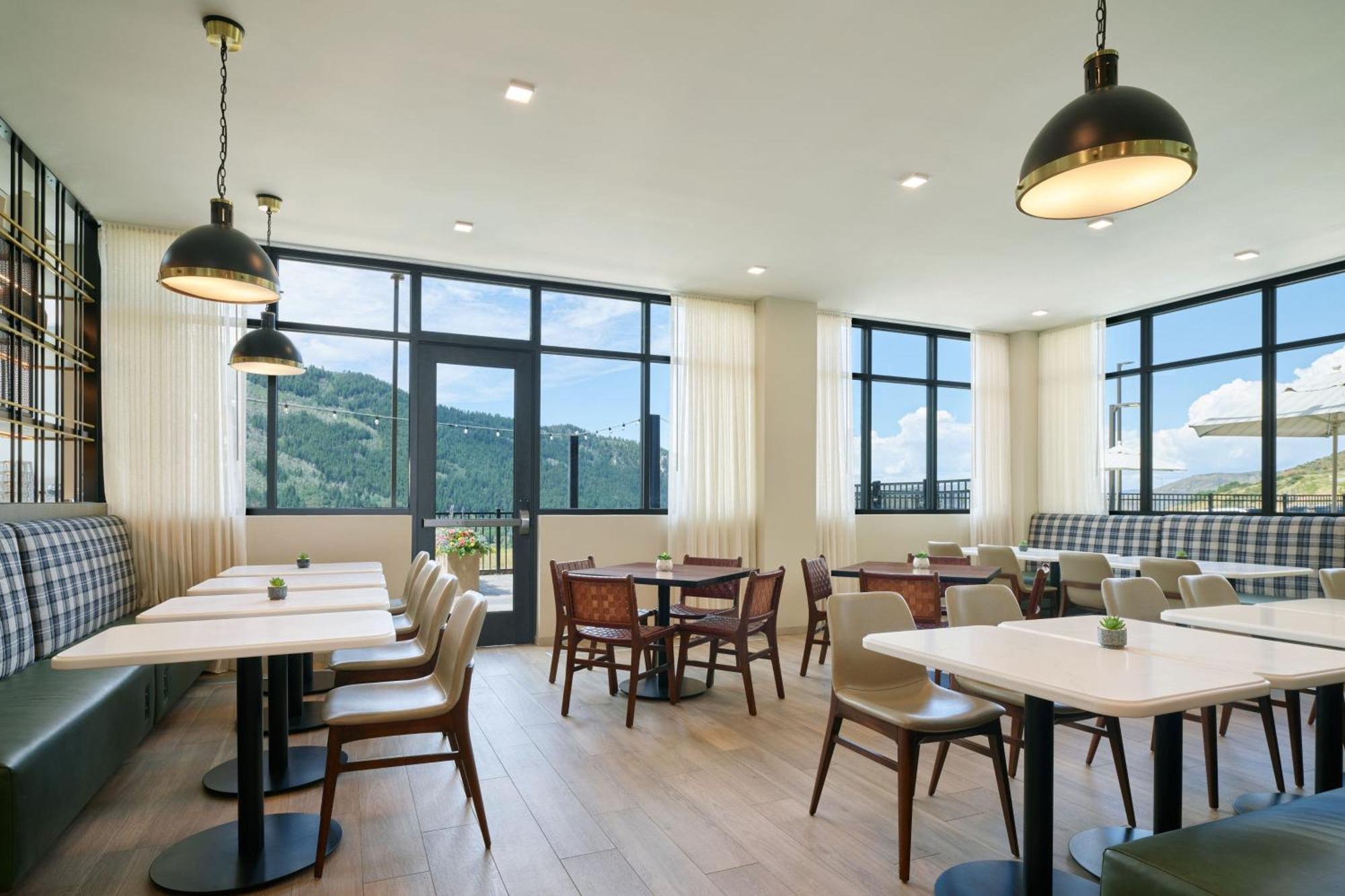 Springhill By Marriott Vail Valley Hotel Avon