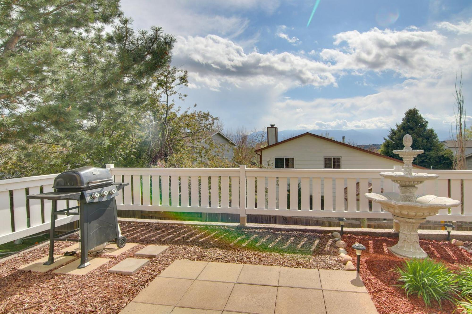 Cozy Abode 8 Mi To Downtown! Colorado Springs