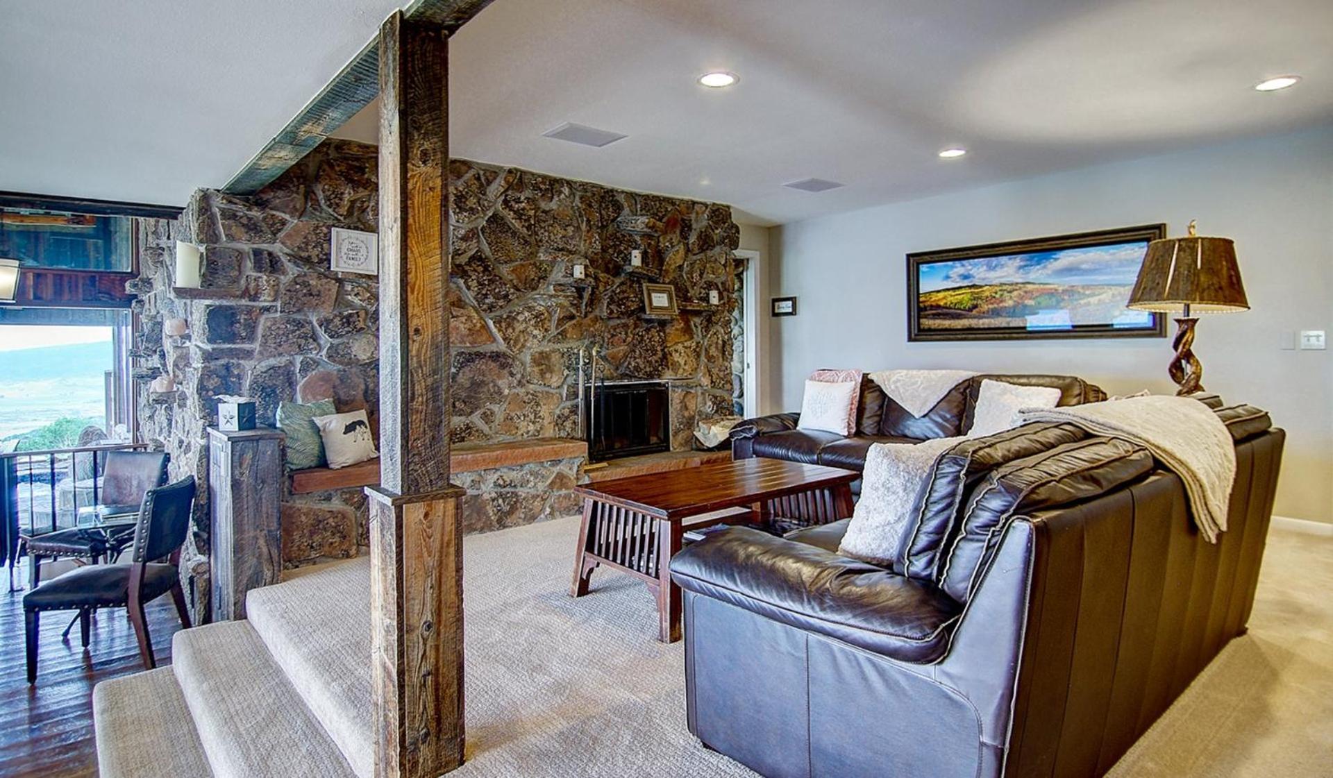 Bella Vista - Slopeside Storage, The Views, Grotto Hot Tub, Great And Game Holiday home