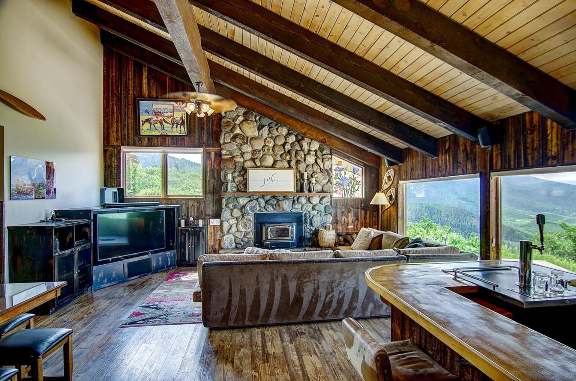 Bella Vista - Slopeside Storage, The Views, Grotto Hot Tub, Great And Game *