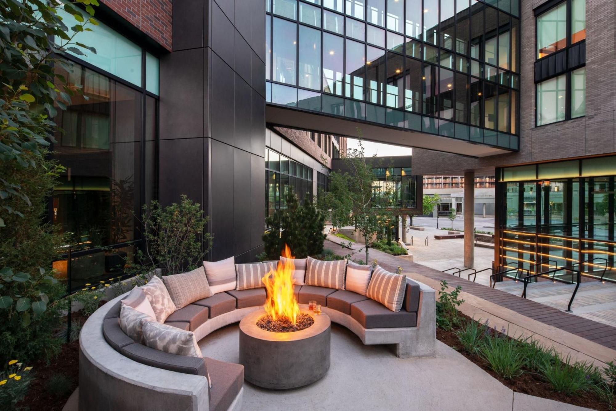 Hotel Moxy Boulder