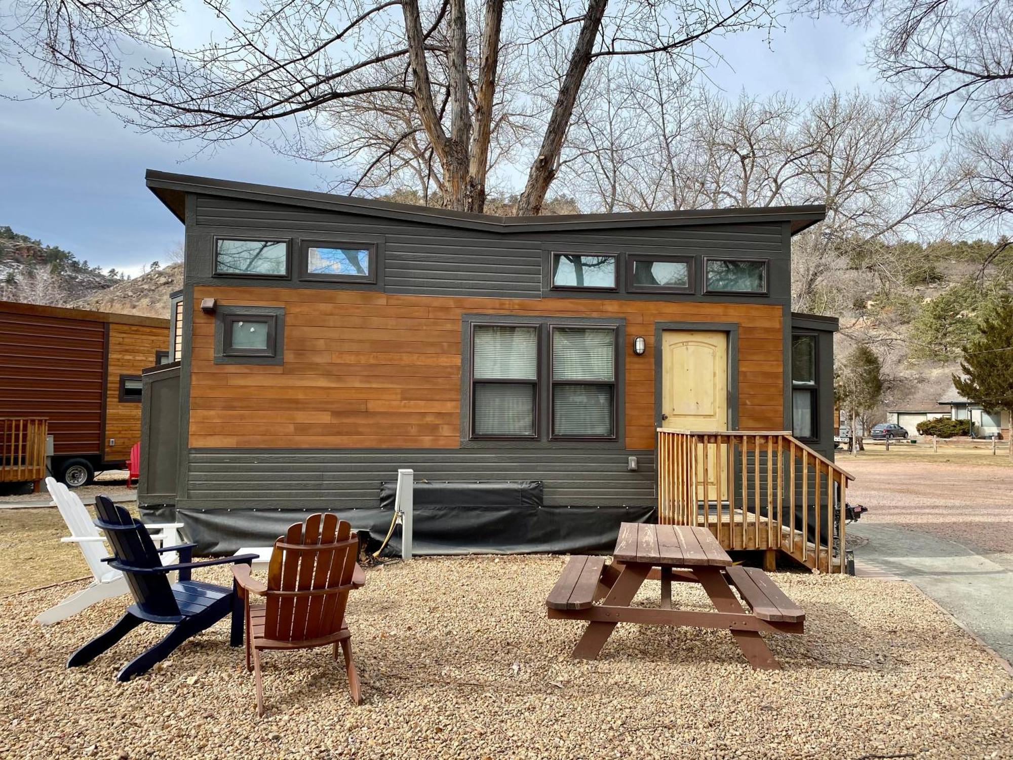 Weecasa Tiny