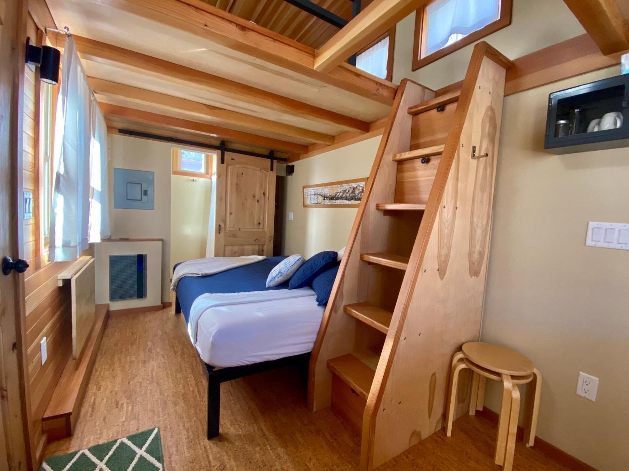 Weecasa Tiny