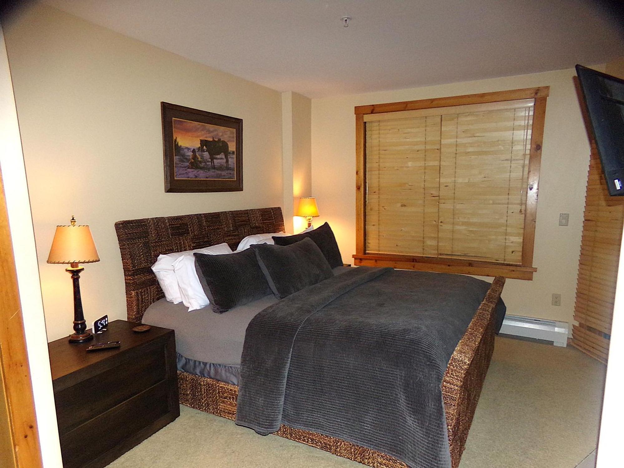 Apartment Buffalo 2 Bed 2 Ba Blcd2 *