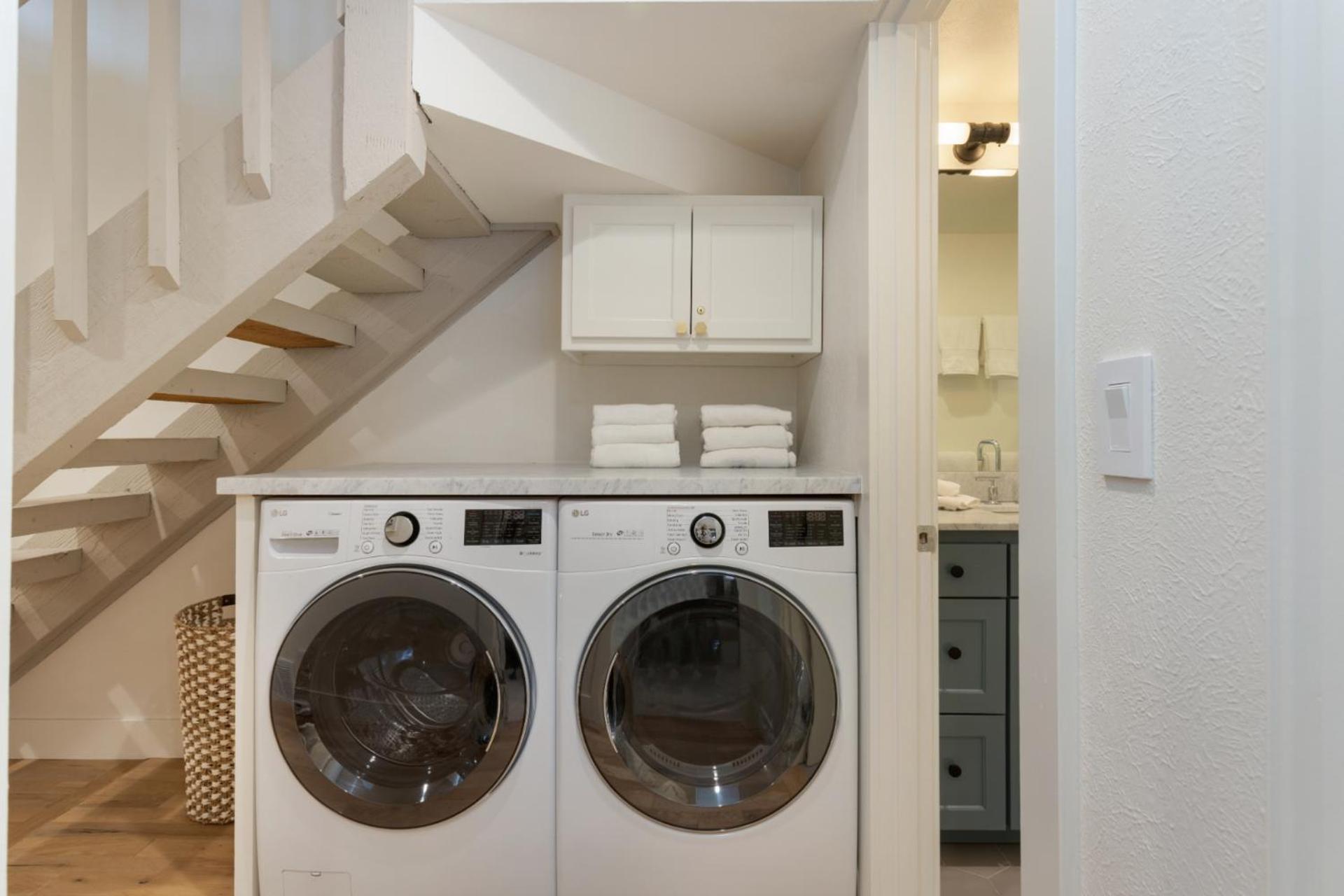 Novelle - Renovated, Chic Contemporary On Gore Creek With Hot Tub Holiday home
