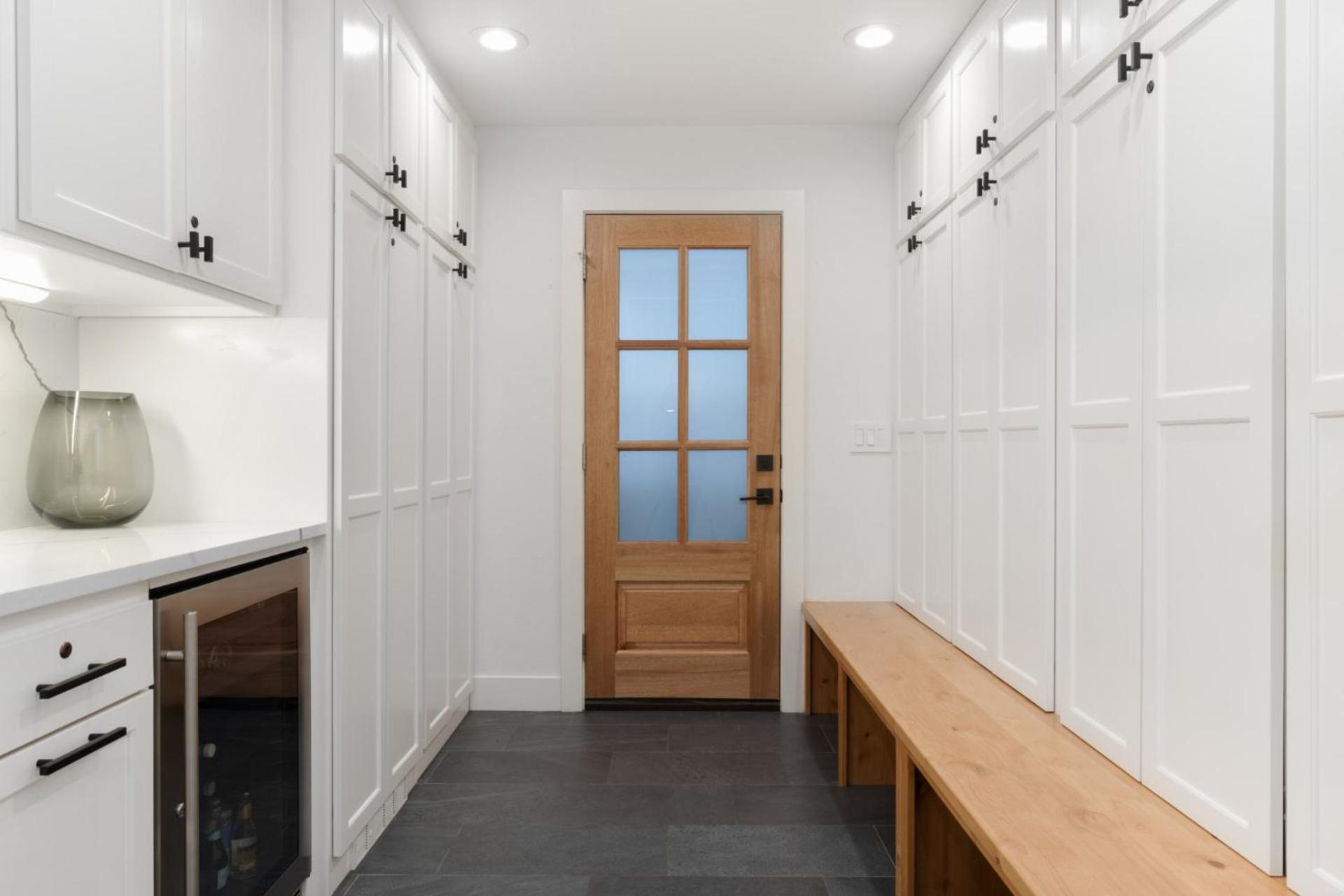 Novelle - Renovated, Chic Contemporary On Gore Creek With Hot Tub Vail