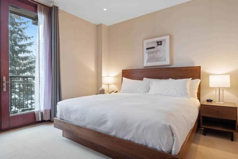 4 Bedroom Luxury At Solaris Residences Apartment *