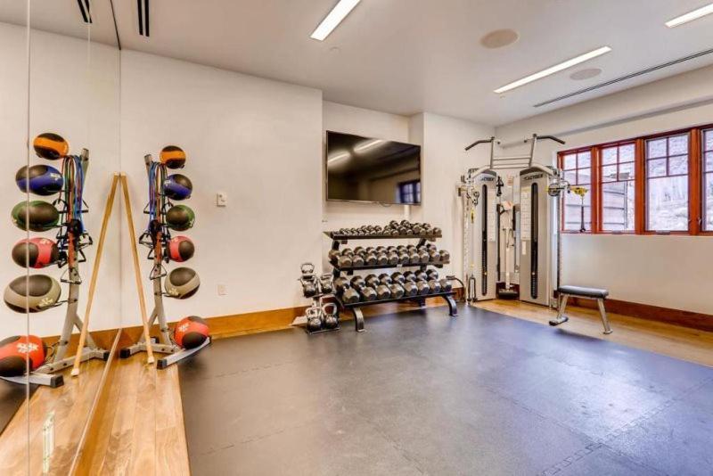 4 Bedroom Luxury At Solaris Residences Apartment Vail