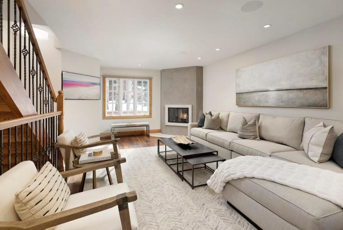 Ac, Updated 4 Bedroom 4-5 Ba Townhouse, Pool * Aspen
