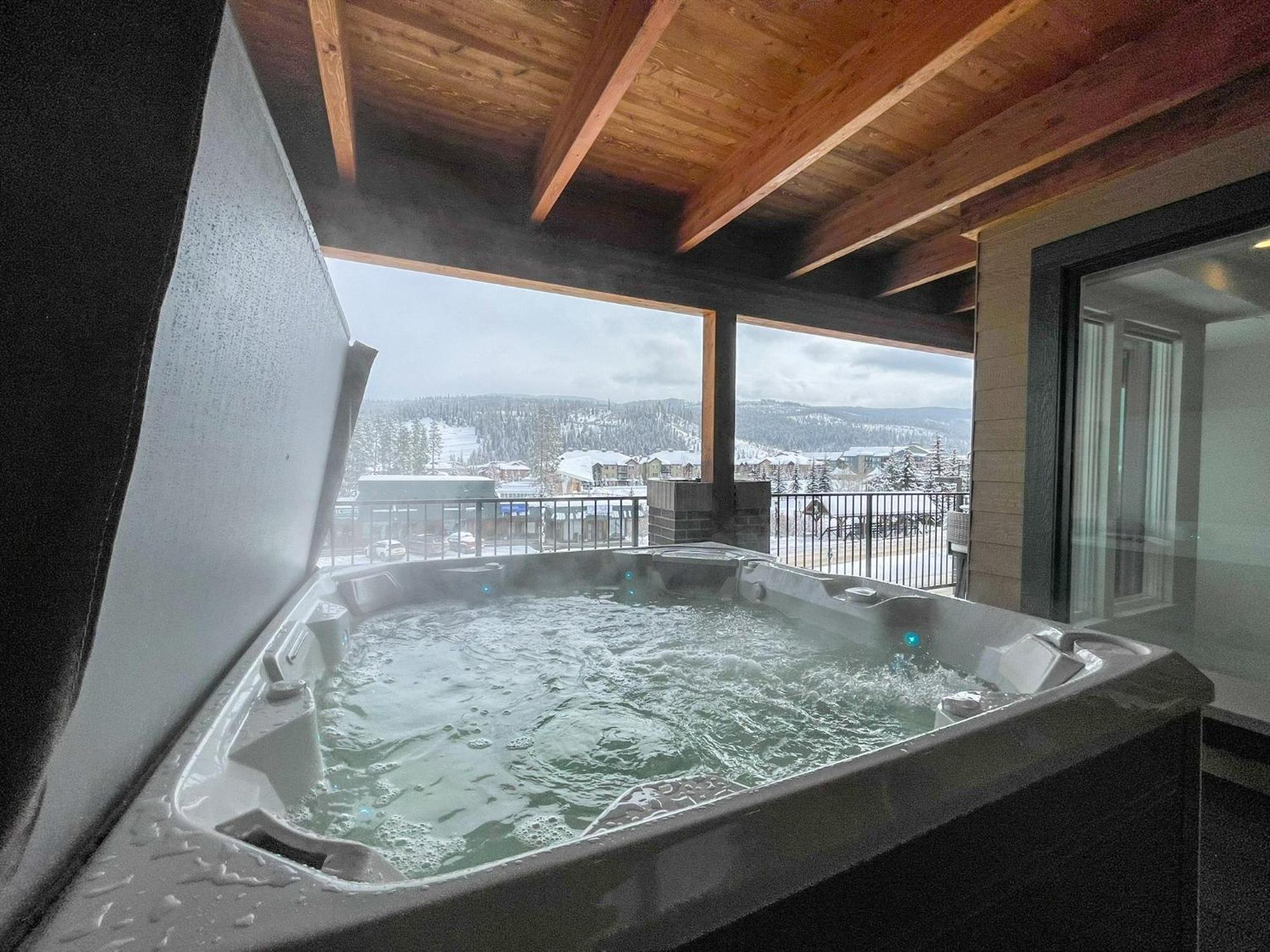 Holiday home New Luxury Loft 219 I Hot Tub I Great Views I Price I Free Adventures Daily