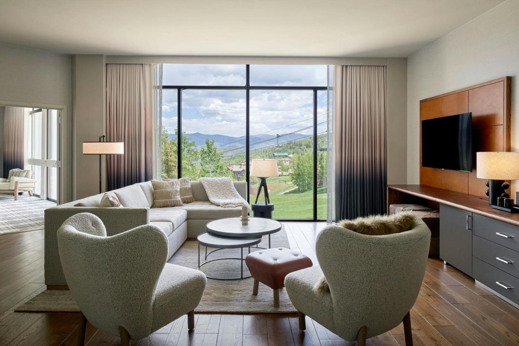 Viewline Snowmass, Autograph Collection