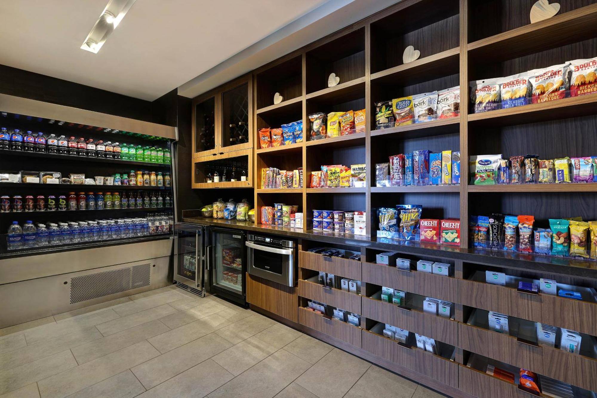 Hotel Courtyard By Marriott Collins 3*