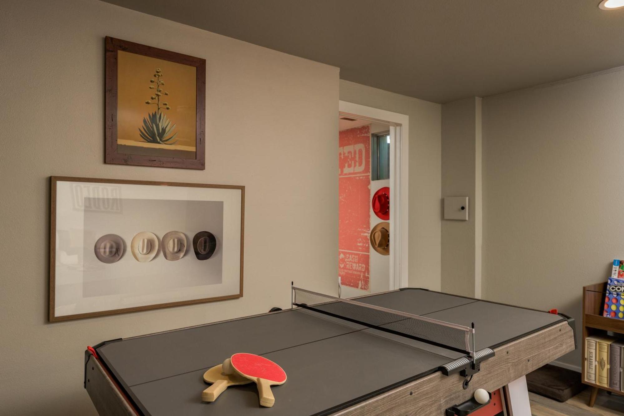 Casa de férias New Modern, Luxury With Hot Tub, Gym, Sauna, And 12 Minutes To Denver *