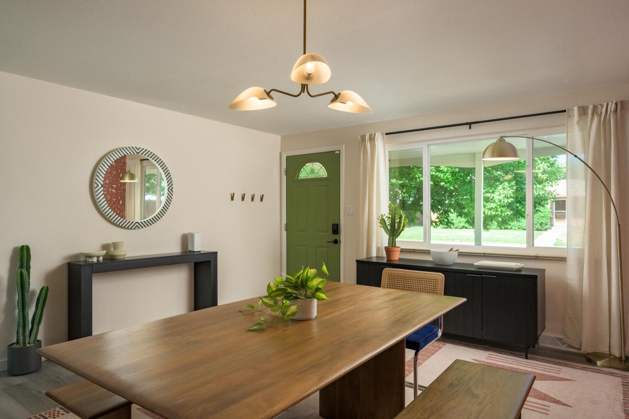 Casa de férias New Modern, Luxury With Hot Tub, Gym, Sauna, And 12 Minutes To Denver Arvada
