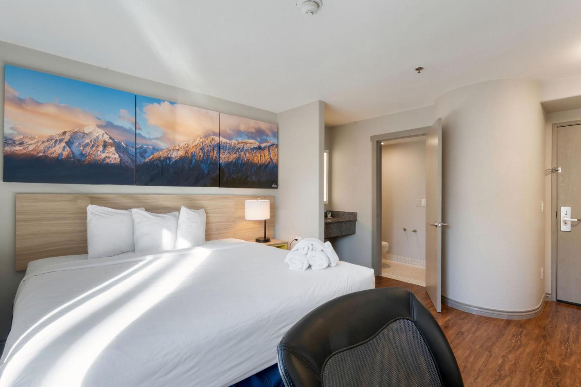 Days By Wyndham Hotel 3*