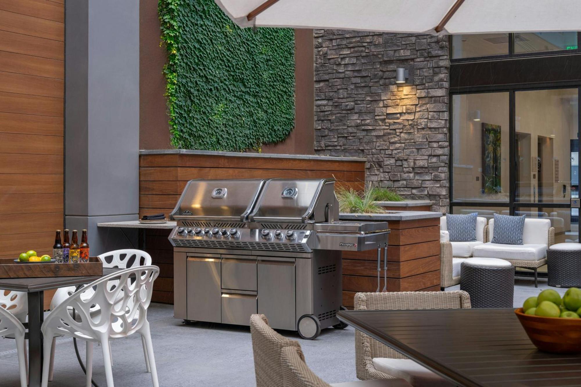 Springhill By Marriott Downtown Hotel Colorado Springs
