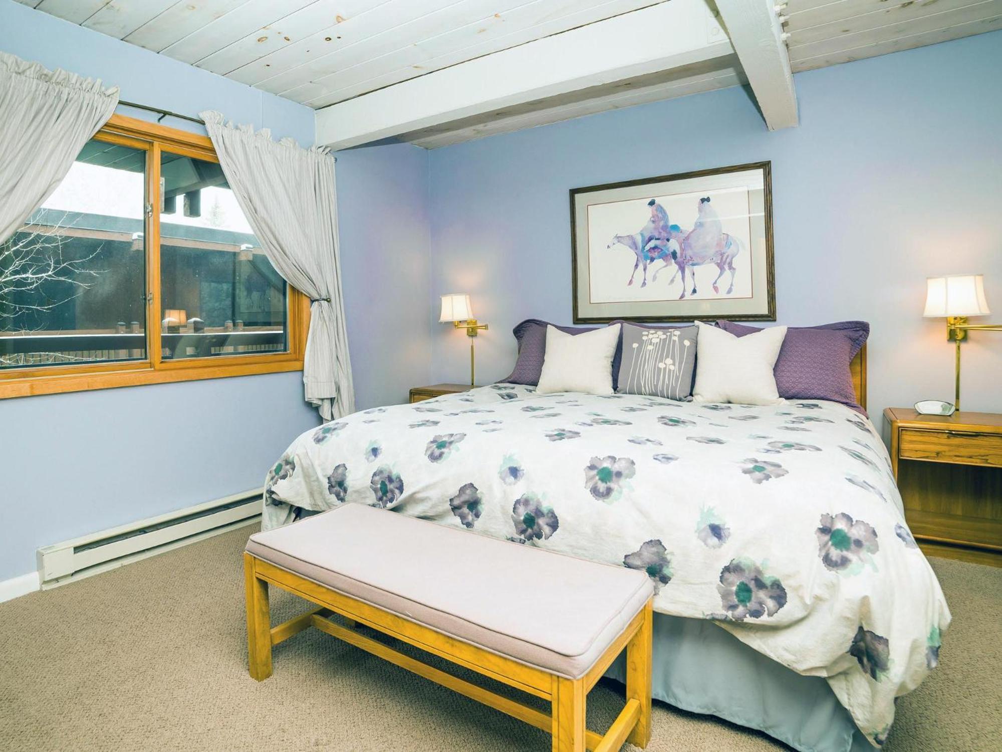 Apartment Lift One - One, Two Three Bedroom Units Adjacent To Downtown Aspen