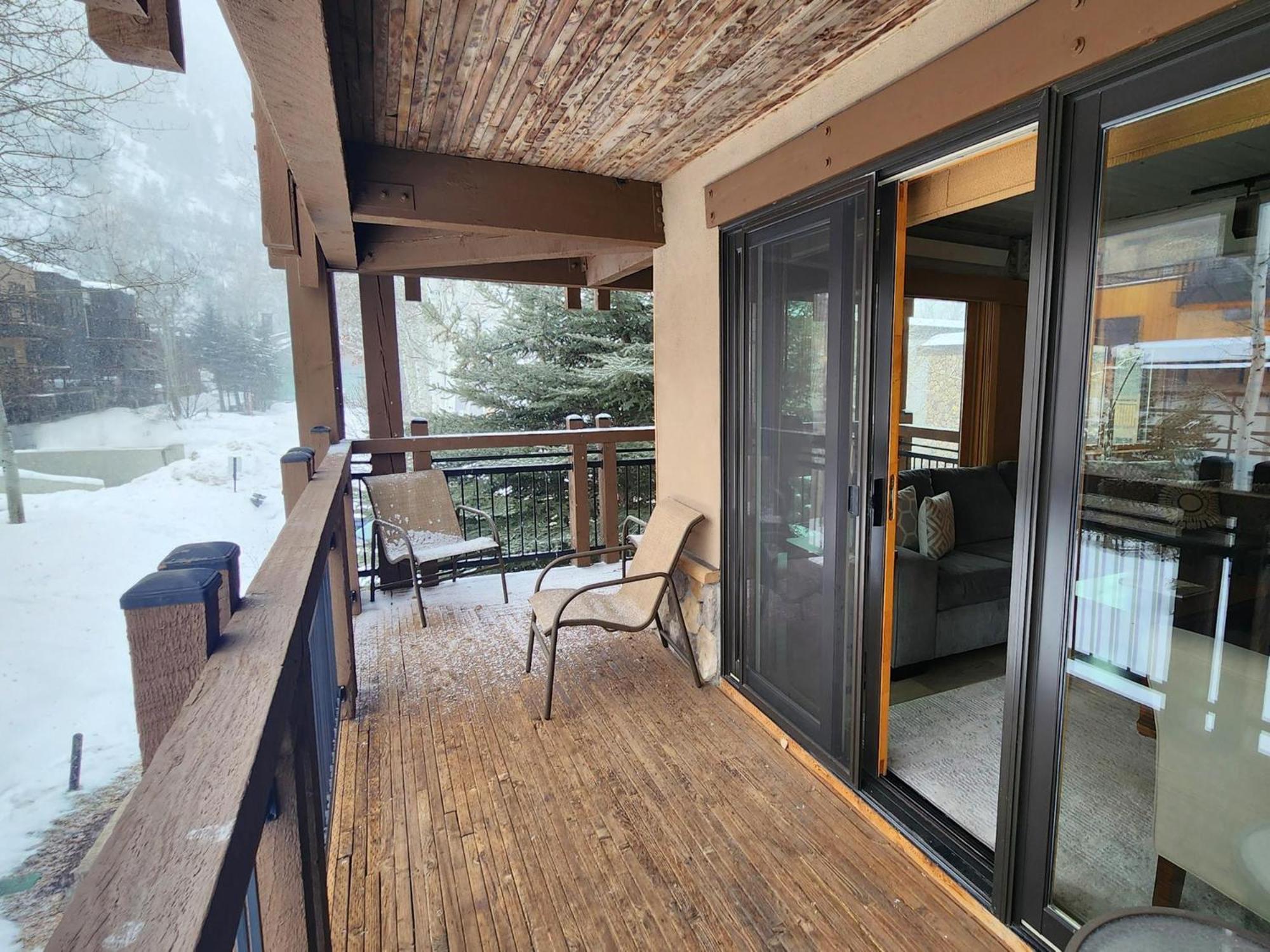 Apartment Lift One - One, Two Three Bedroom Units Adjacent To Downtown Aspen