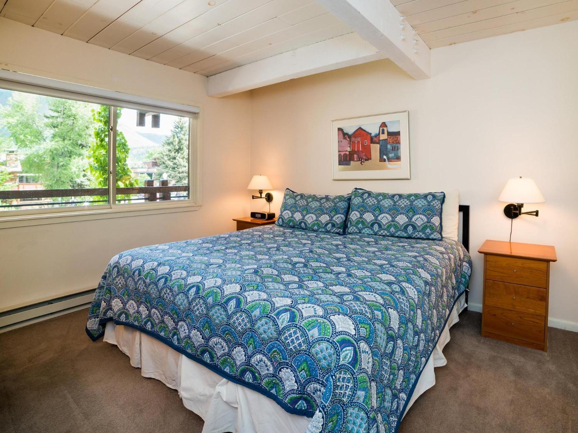 Lift One - One, Two Three Bedroom Units Adjacent To Downtown Apartment Aspen