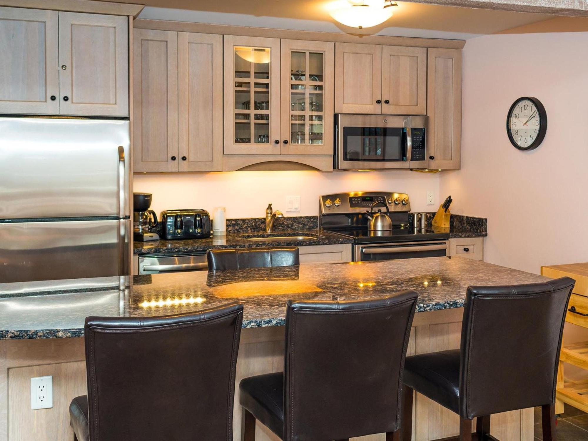 Lift One - One, Two Three Bedroom Units Adjacent To Downtown Aspen