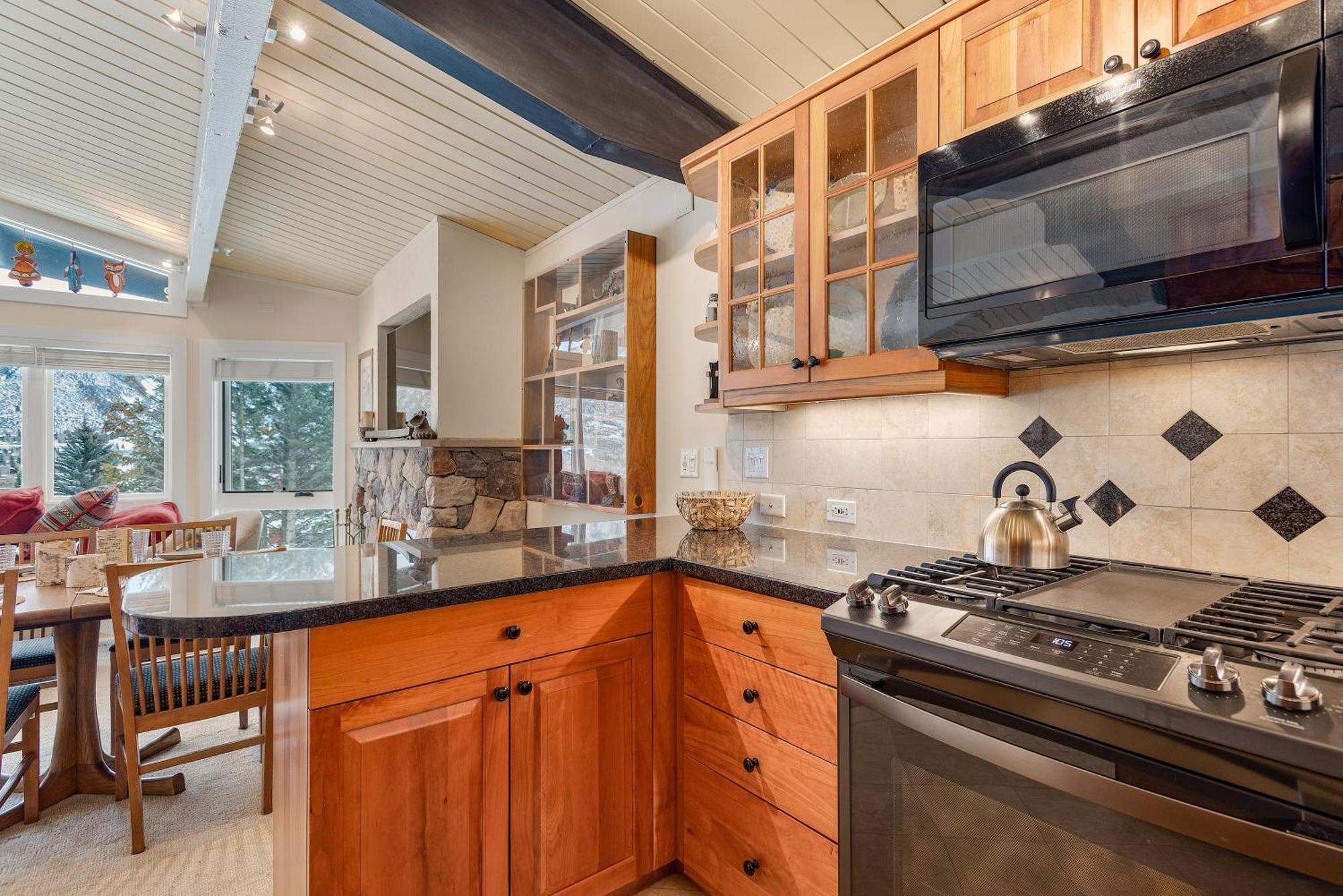 Holiday home Shadow Mountain Unit 15, Spacious Ski-in, Ski-out Townhouse With Great Views & Gas Fireplace Aspen