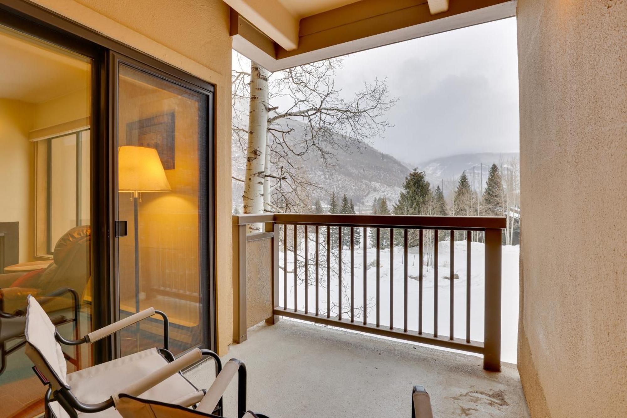 Apartment With Hot Tub Access - Quick Bus Trip To Ski! *