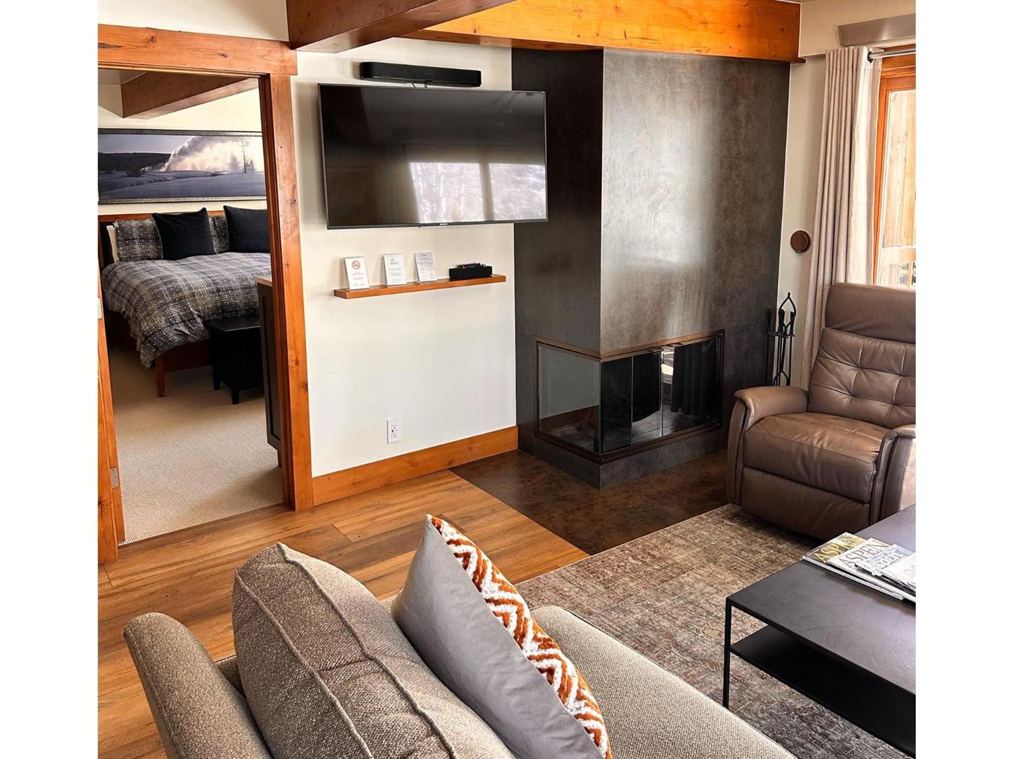 Apartment Lift One - One, Two Three Bedroom Units Adjacent To Downtown Aspen