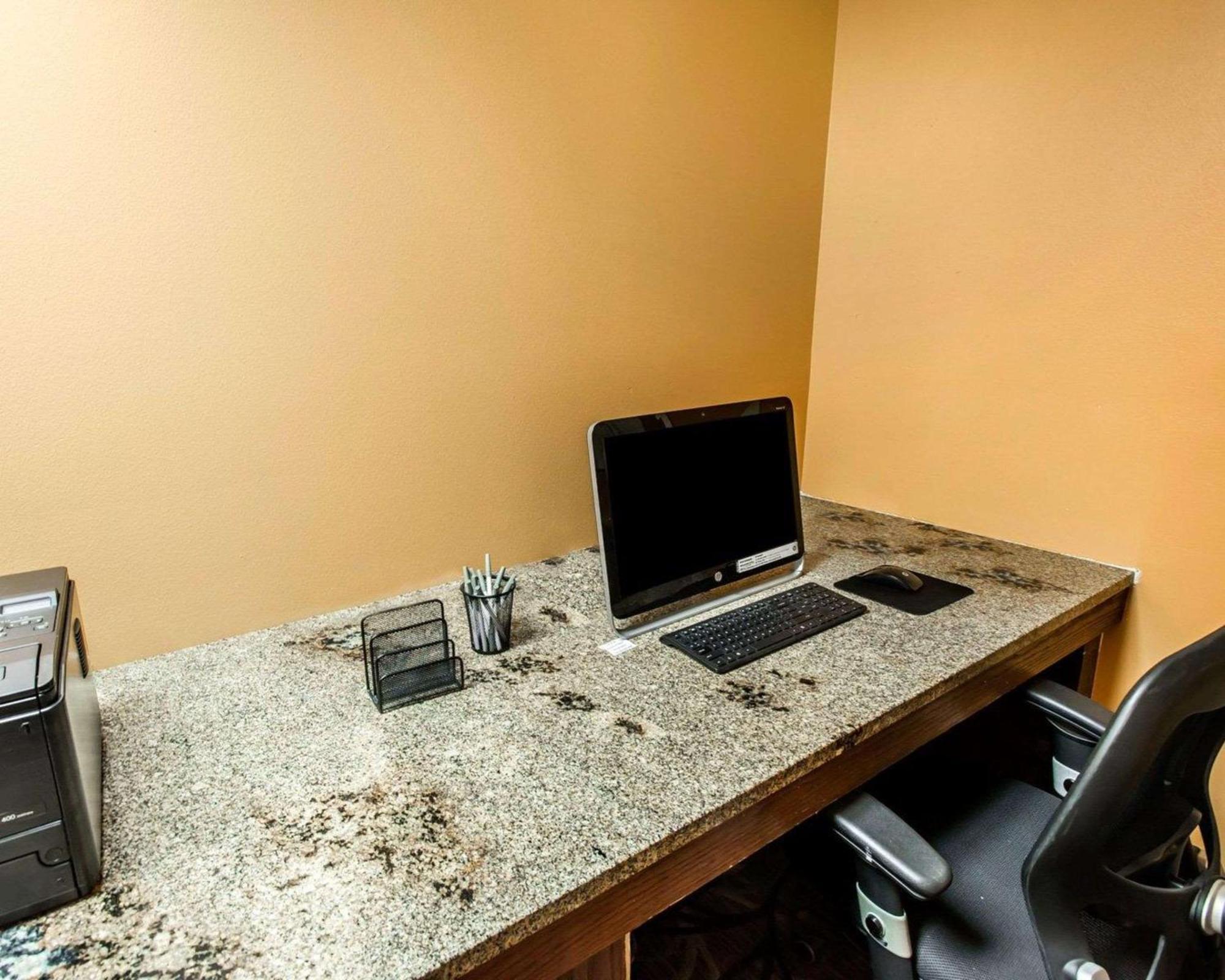 Quality And Conference Center Downtown 3* Greeley