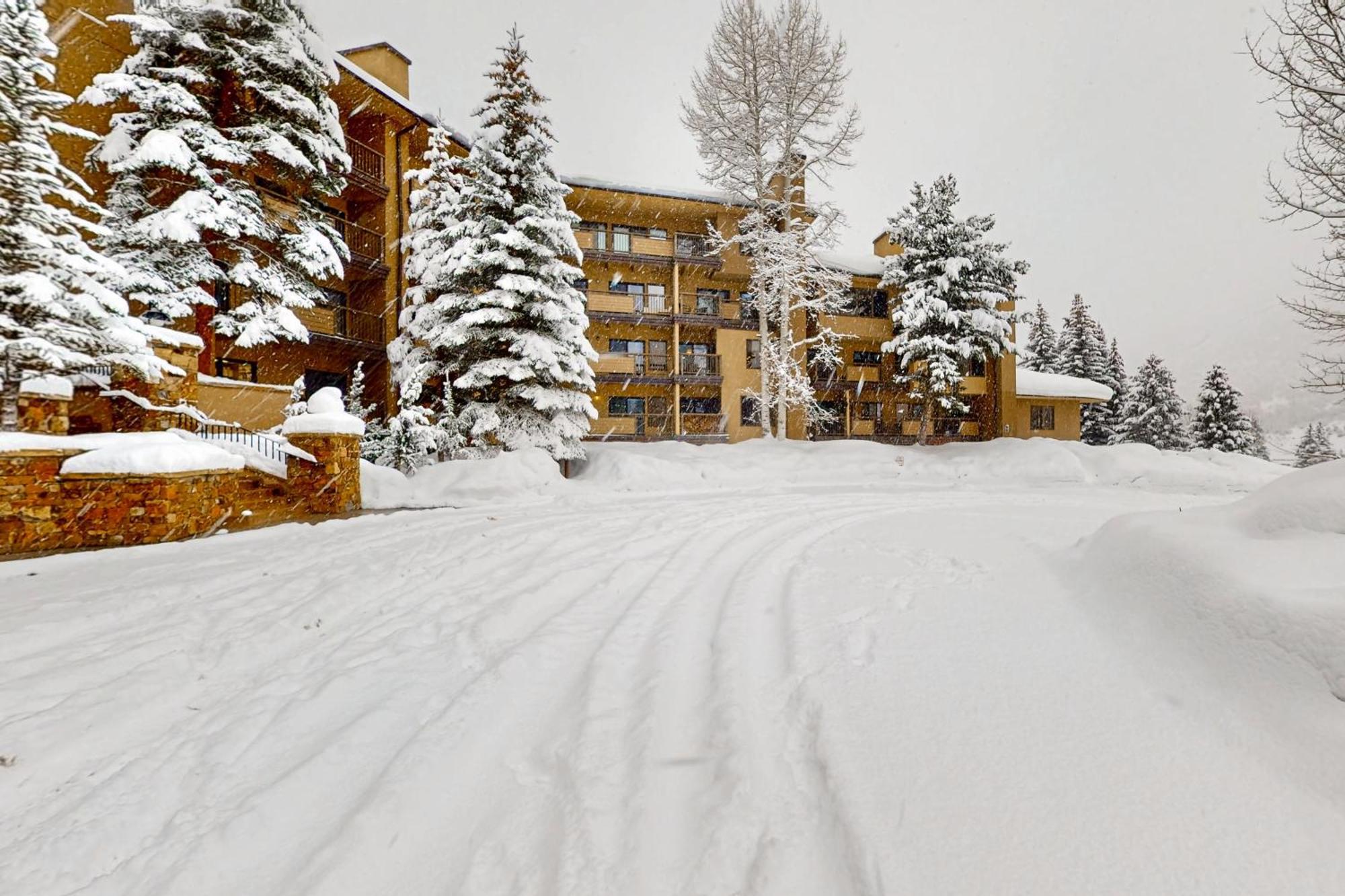 Fallridge Apartment