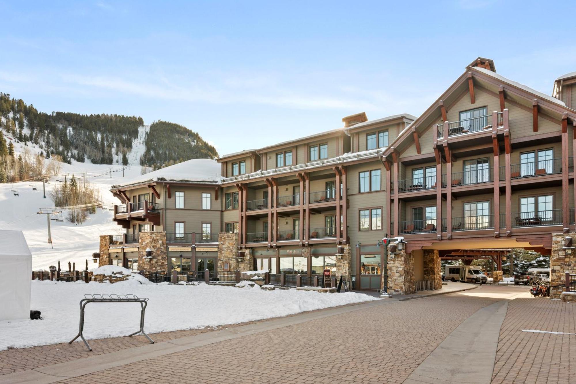 The Ritz-carlton Club, Two-bedroom Float 1, Ski-in & Ski-out In Highlands Holiday home Aspen