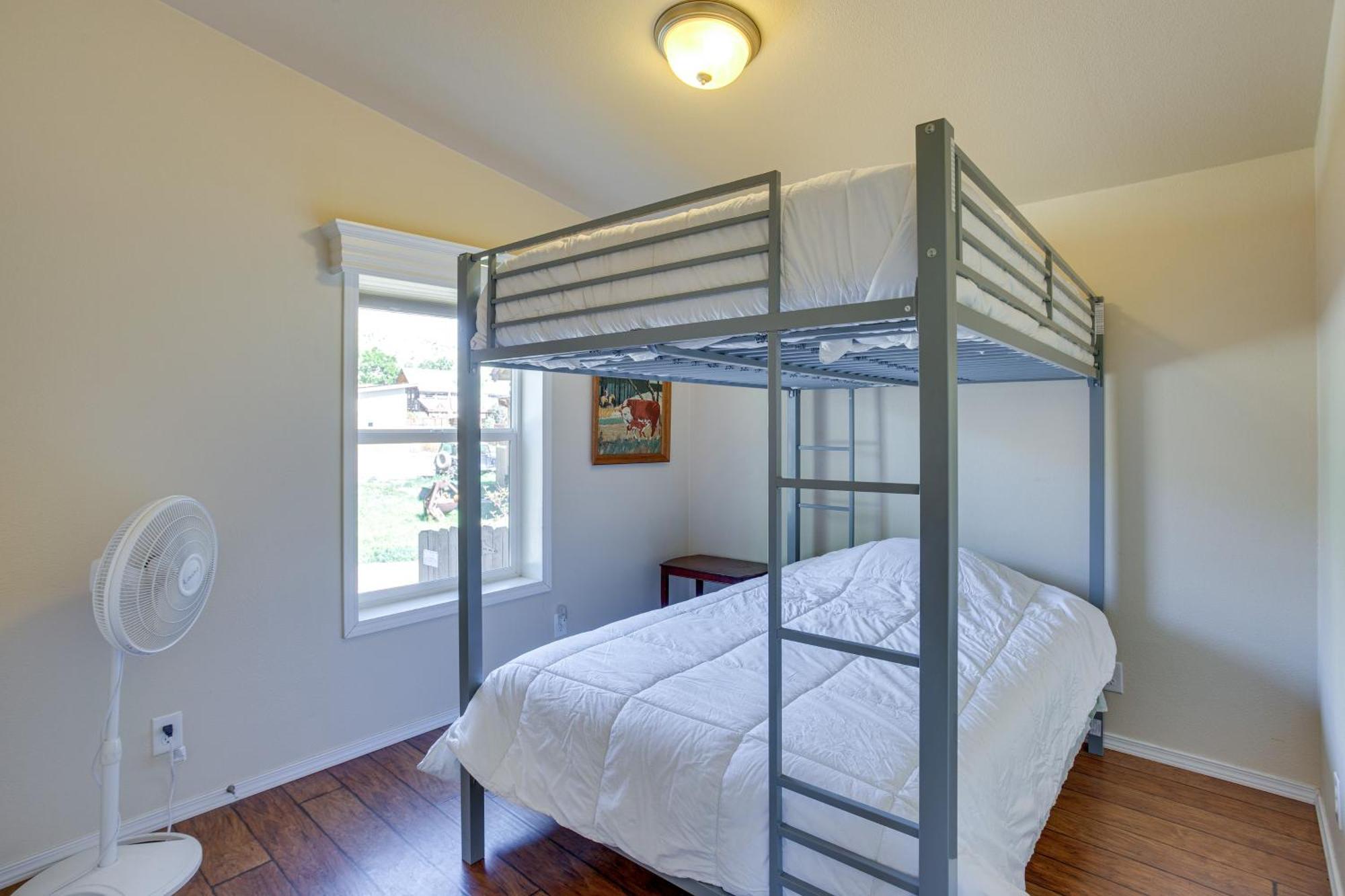 Spacious With Deck 5 Mi To State Park! Ridgway