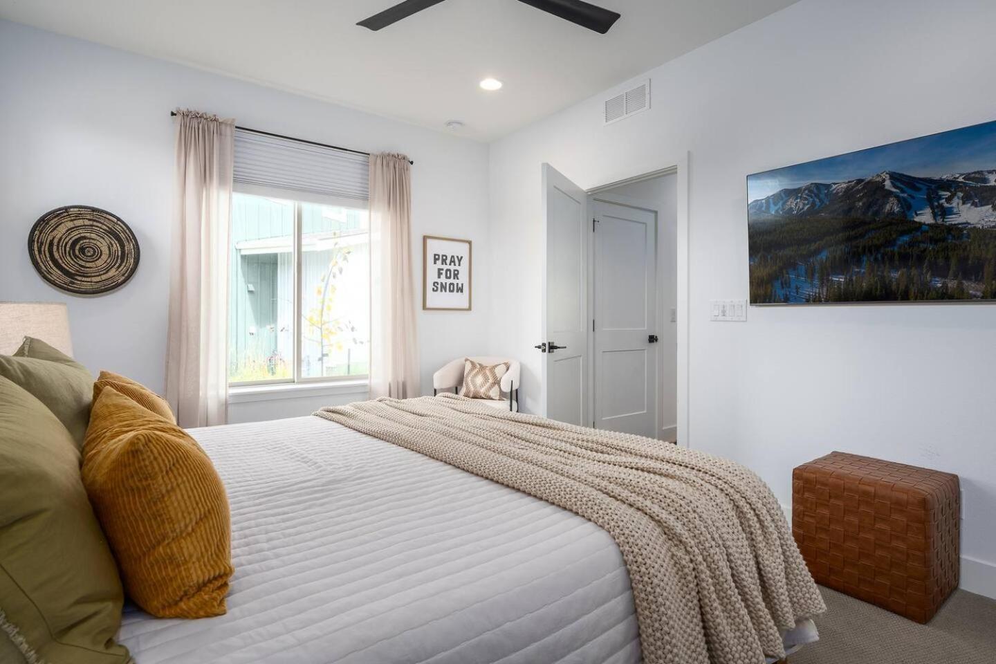 Cozy Modern W Hot Tub - Minutes To Area Winter Park