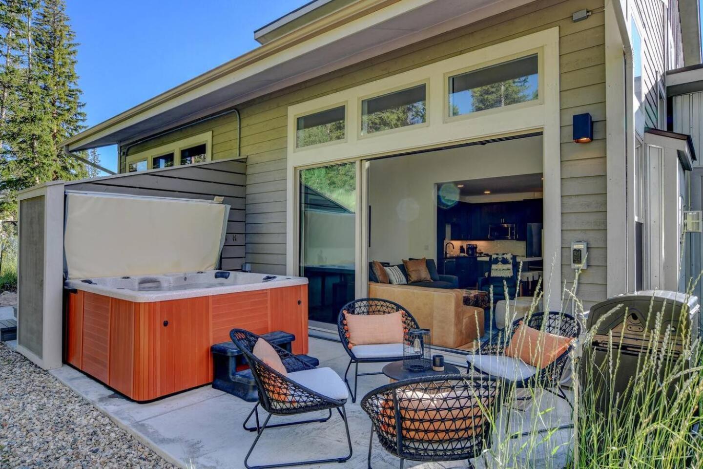 Cozy Modern W Hot Tub - Minutes To Area Holiday home Winter Park