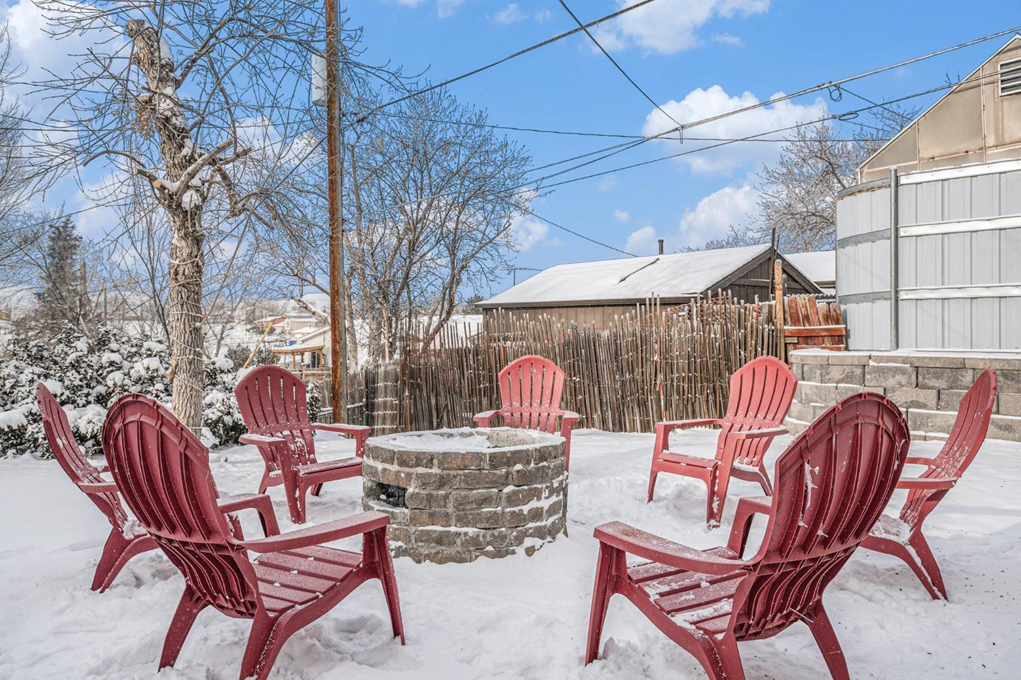 Luxury Retreat Firepitgames Fast Wifi Holiday home Denver