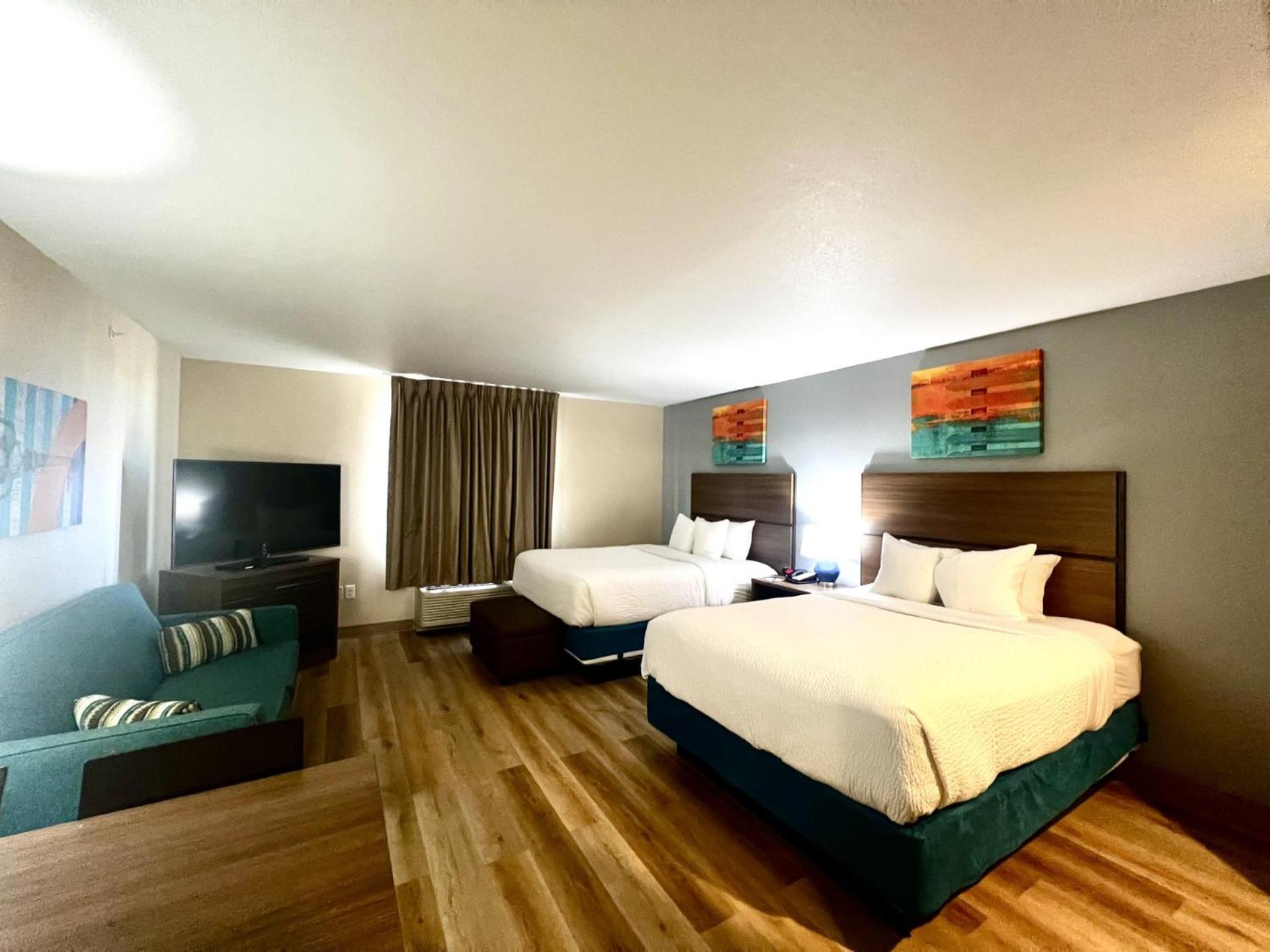 Hotel Mainstay International Airport 3*