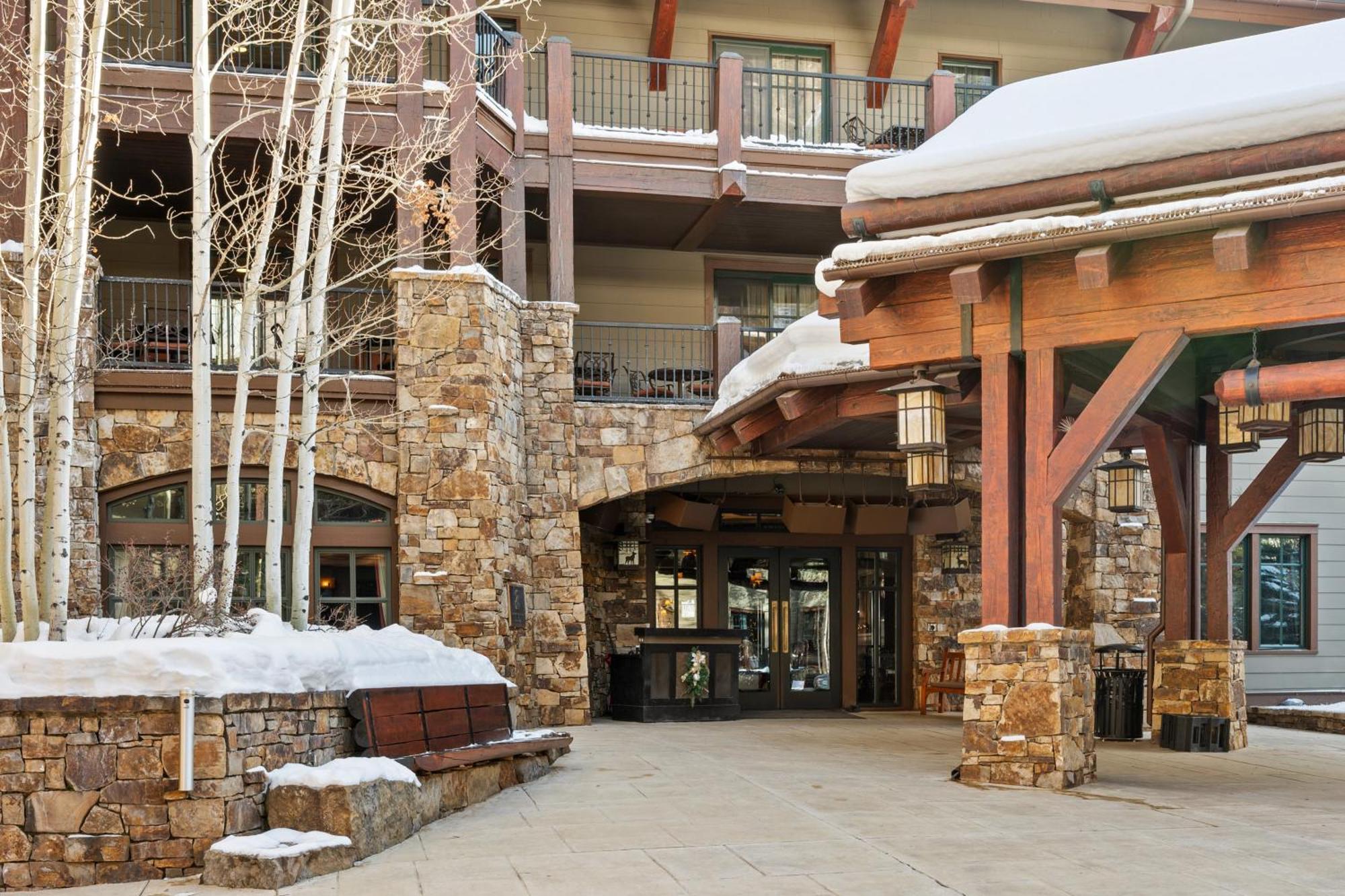 The Ritz-carlton Club, 3 Bedroom Premier 8303, Ski-in & Ski-out In Highlands Holiday home Aspen