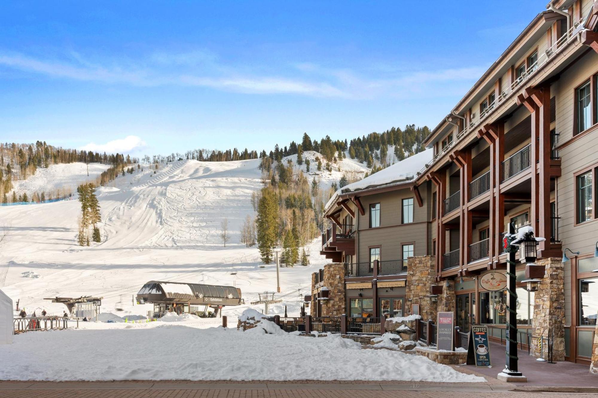 The Ritz-carlton Club, 3 Bedroom Premier 8303, Ski-in & Ski-out In Highlands Aspen