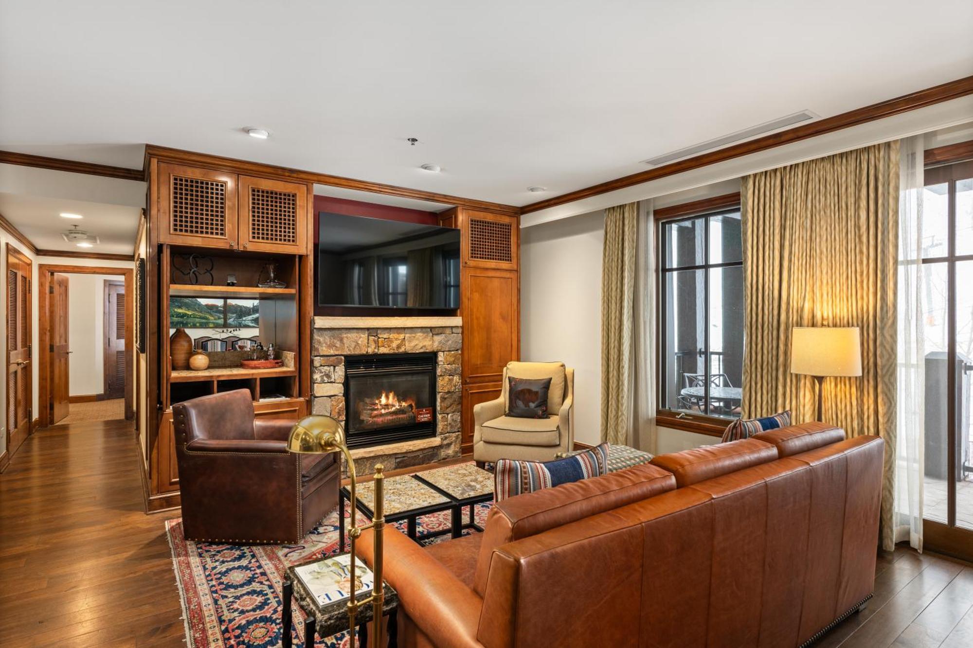 The Ritz-carlton Club, 3 Bedroom Premier 8303, Ski-in & Ski-out In Highlands