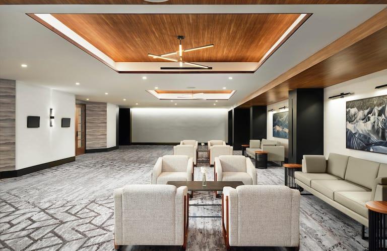 Hotel Alpenrock Breckenridge, Curio Collection By Hilton Resort