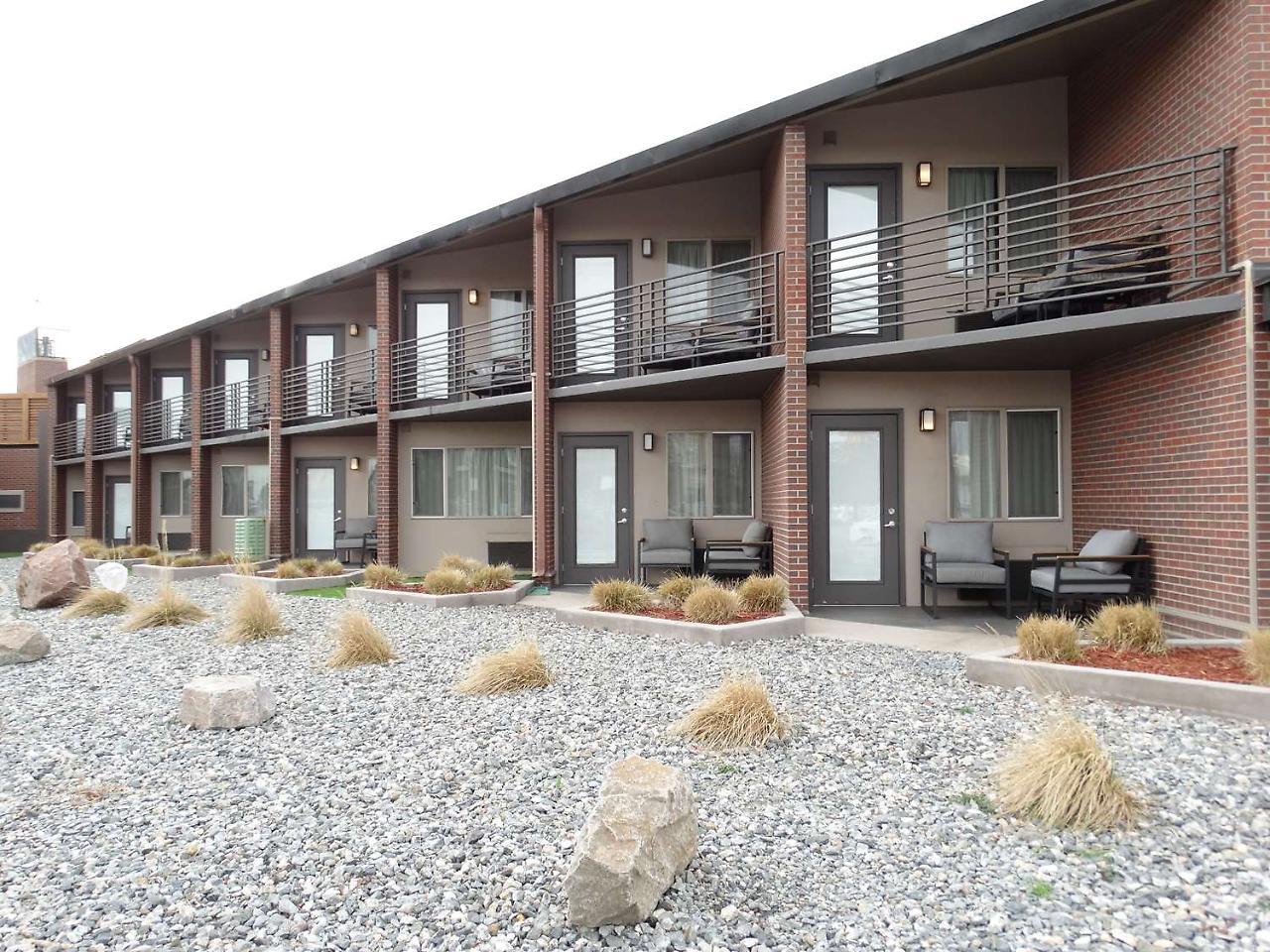 Western Premier East 3* Denver