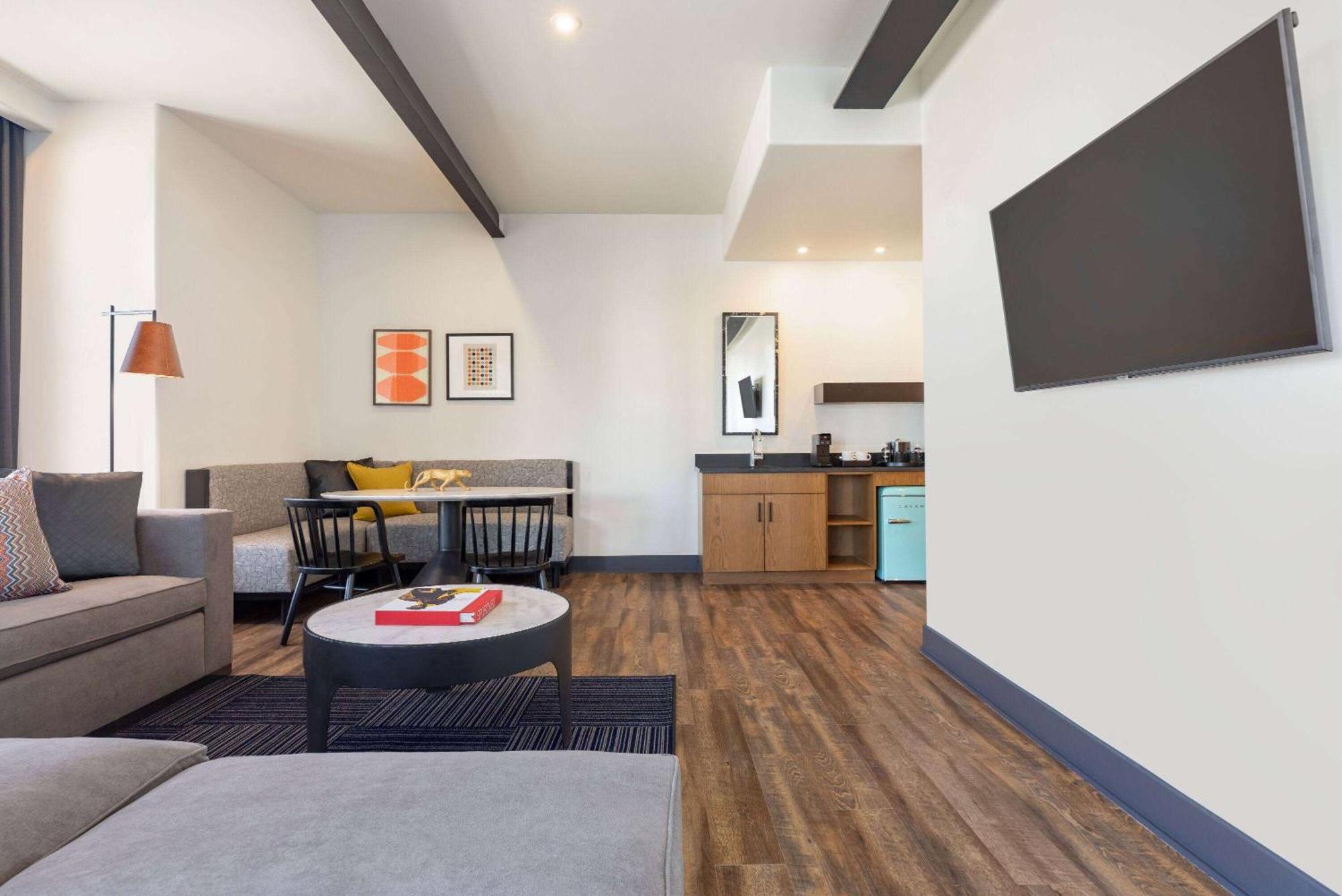 Origin A Wyndham Hotel