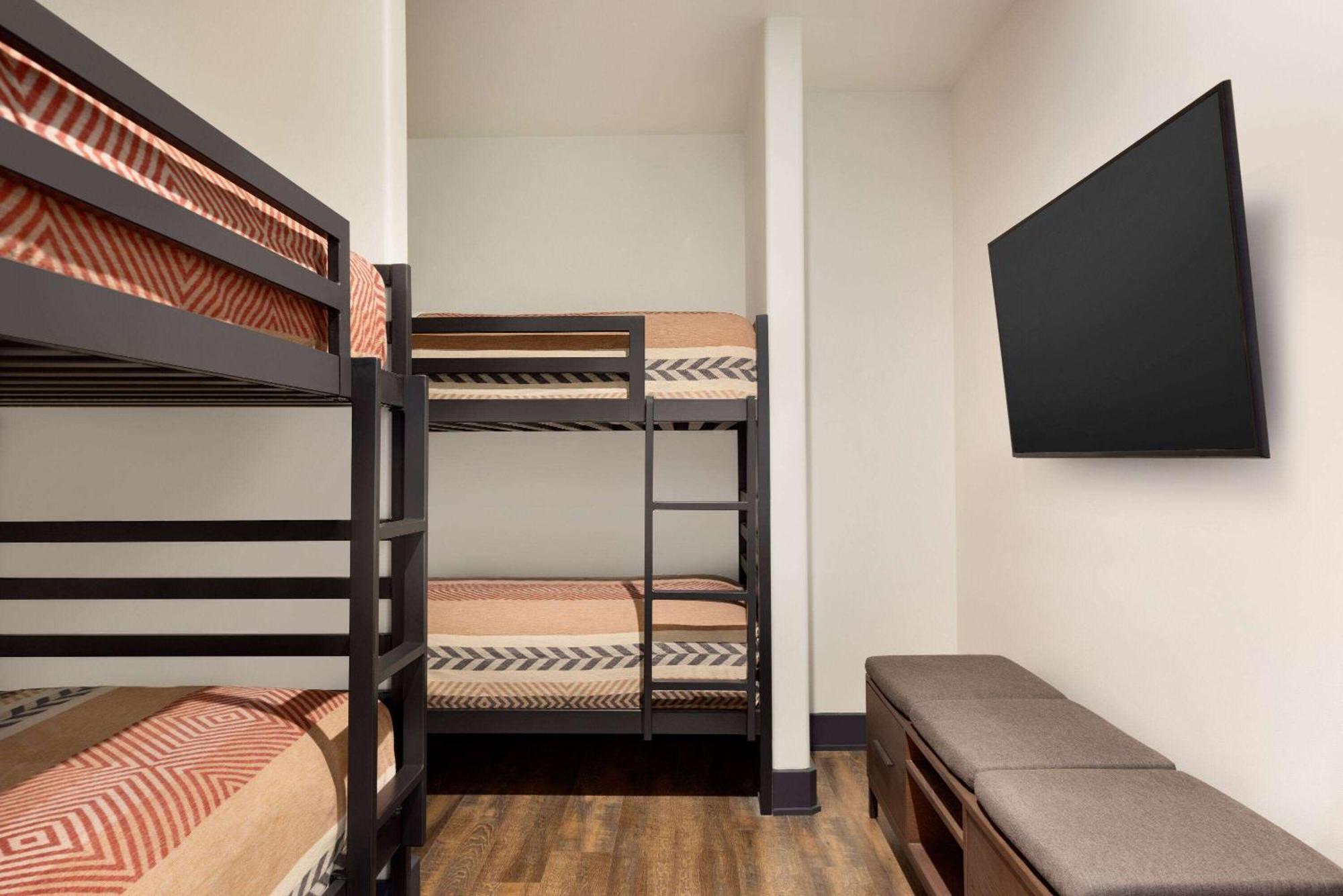 Hotel Origin A Wyndham 3*
