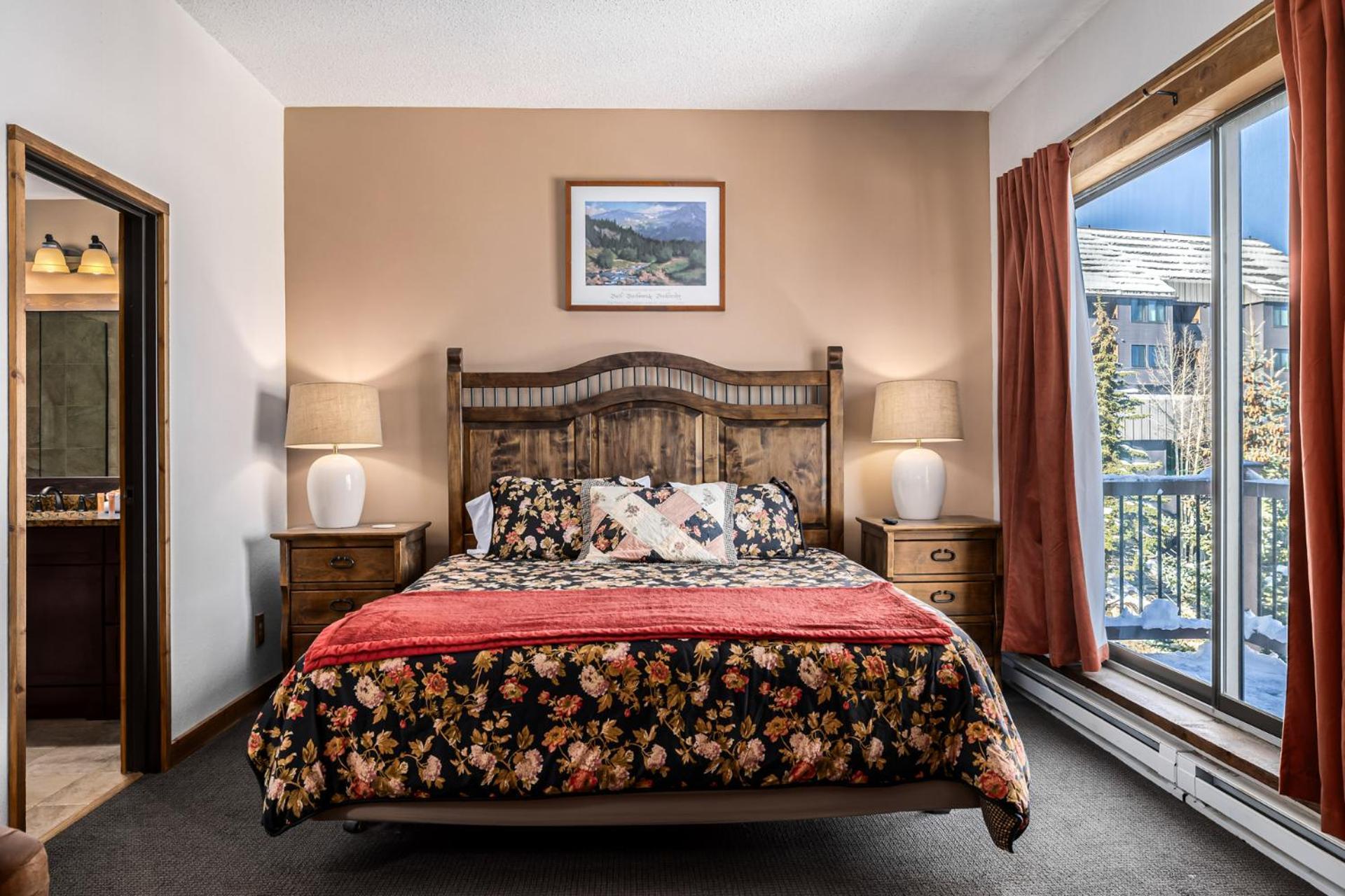 Cedars 42 In-ski Out, Walk To Main St, Sleeps 10