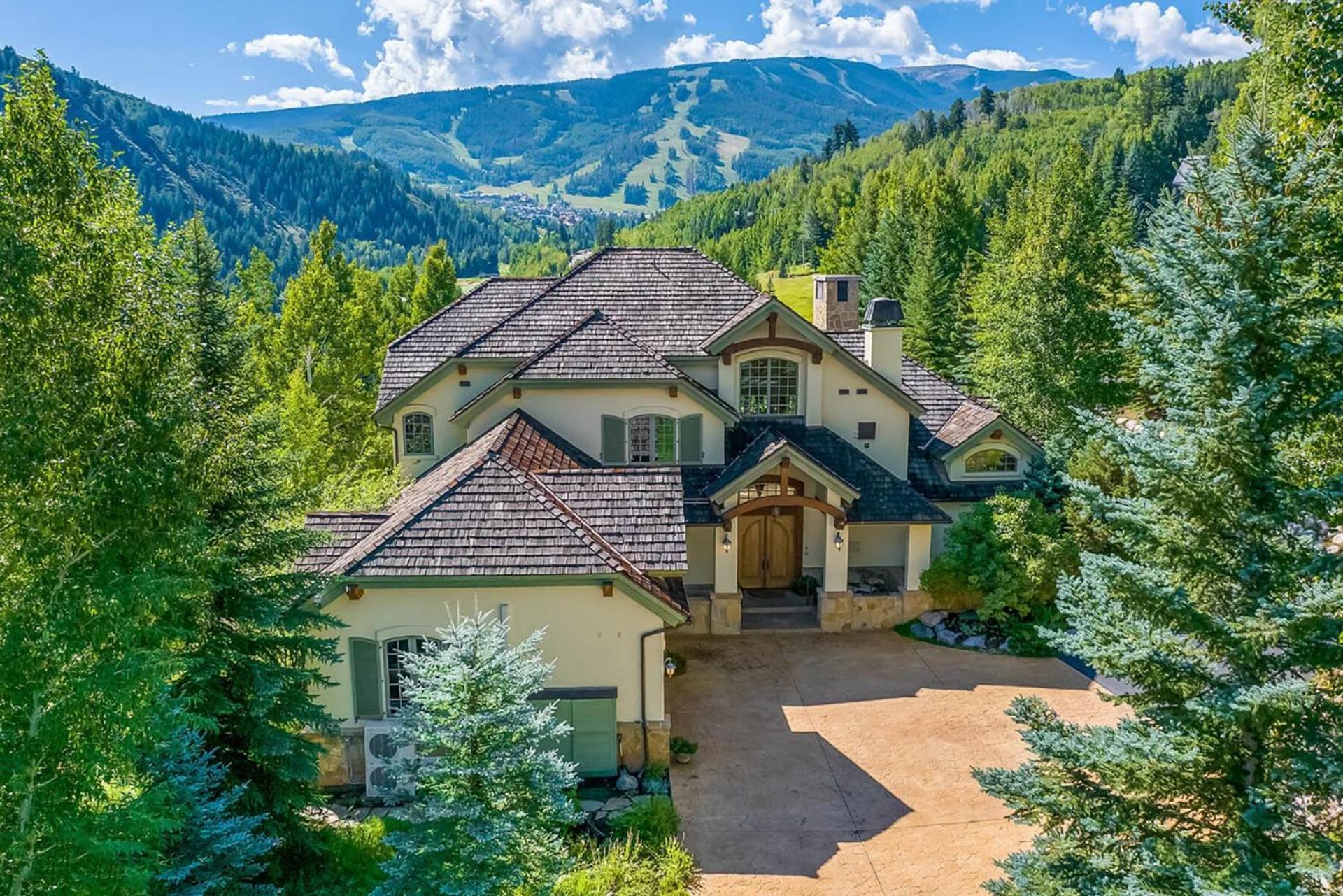 North Starr Chateau By Mountain Vacation - 7 Bedroom Suites, Game Room, Theater & * Avon