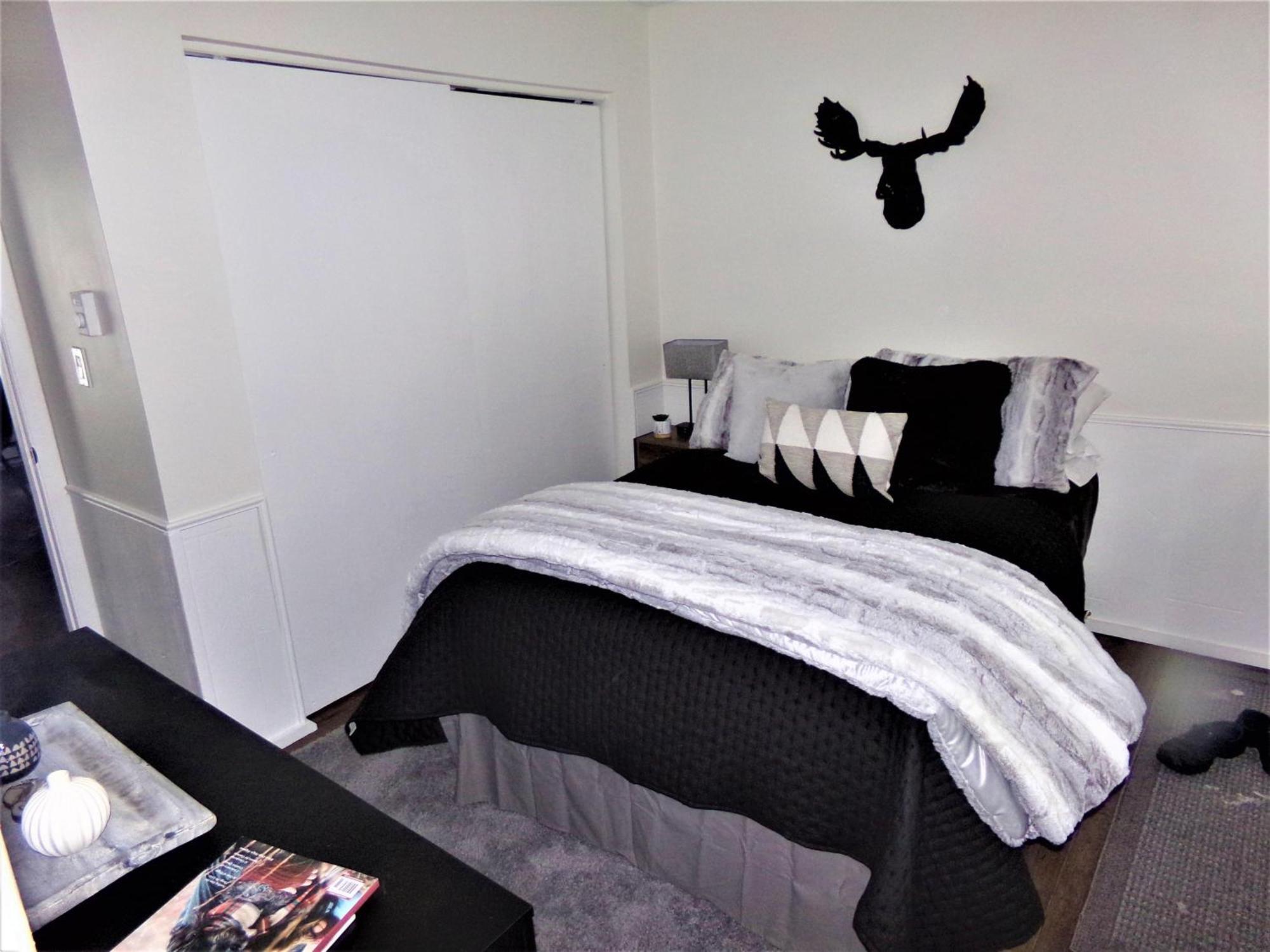 3 Bed 2 Bath Brcr * Blue River