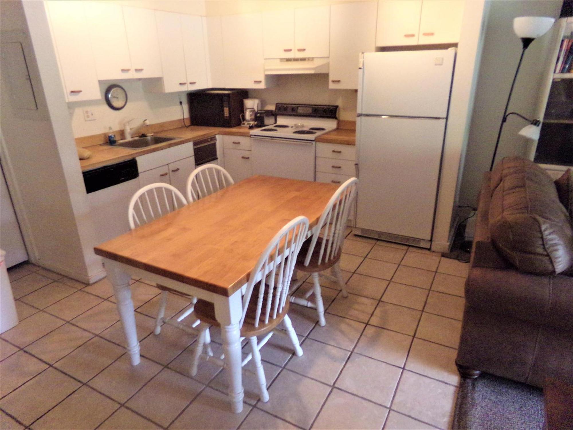 Snowflake 1 Bed Plus Den 2 Bath Sfaf