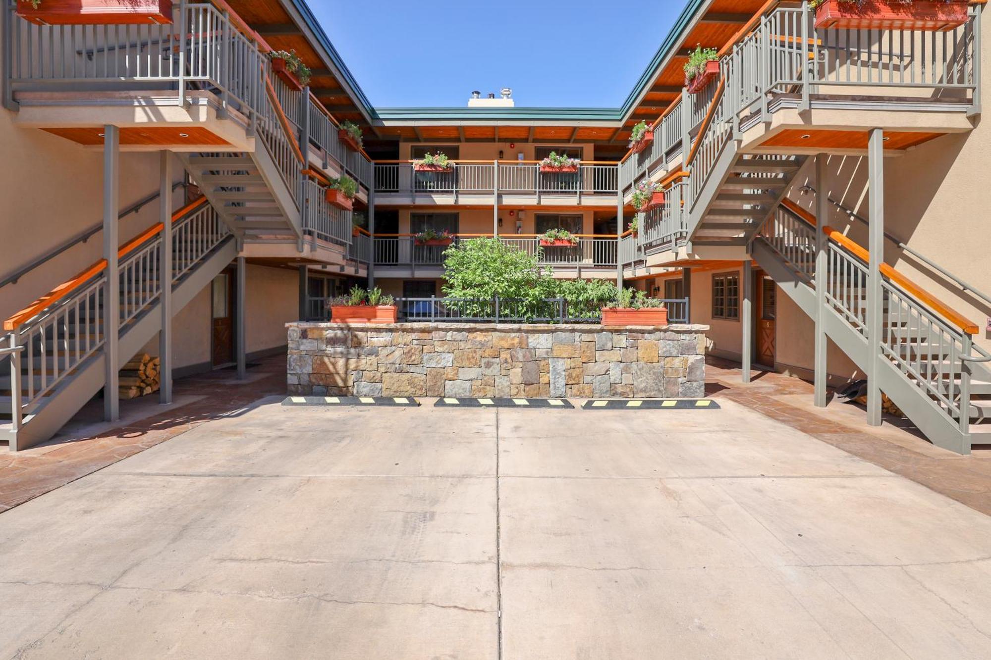 Top-floor Downtown With Stunning Views Apartment Aspen