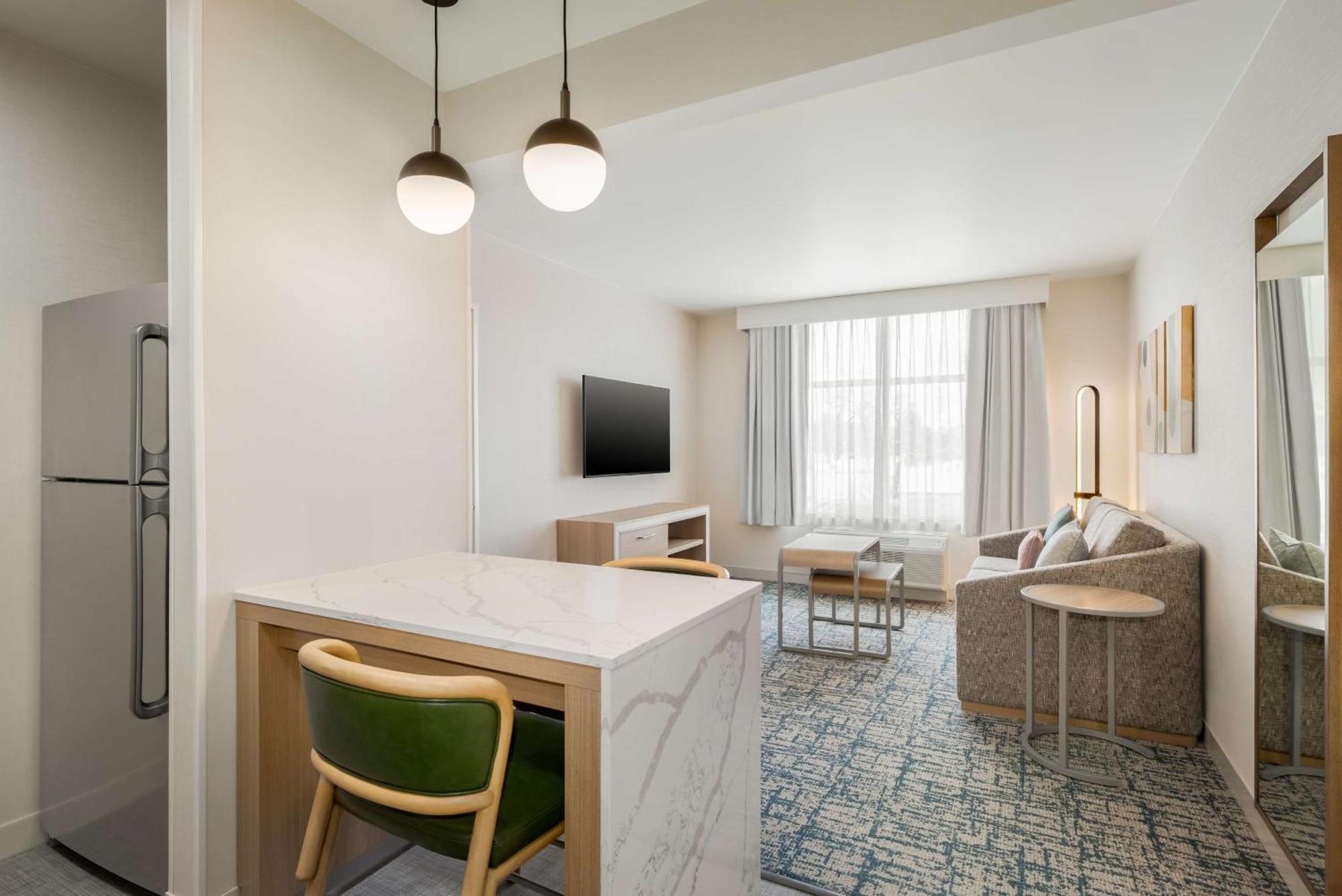 Hotel Homewood By Hilton Denver